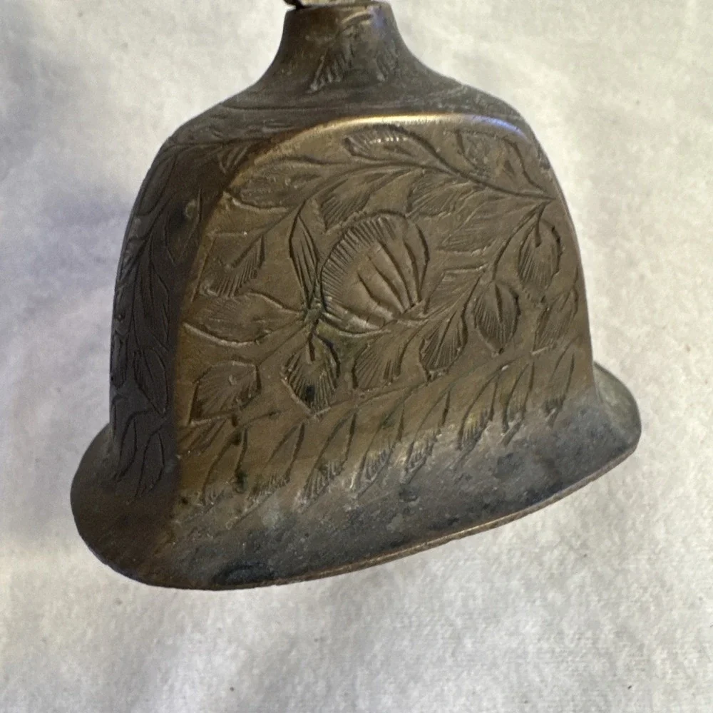 VTG Etched Brass Hand Bell - India - Floral Leaf Design - Boho Decor - 4